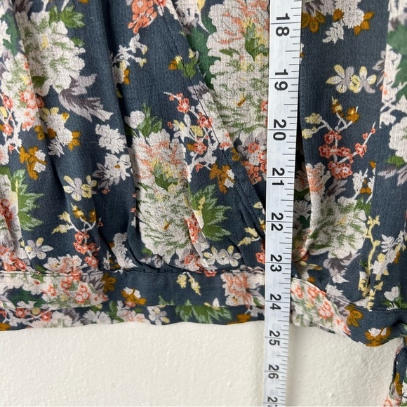 Lucky Brand Beautiful Floral Snap Wrap Long Sleeve Blouse L - Picture 11 of 14